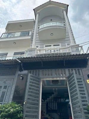 Nhà 1 trệt 2 lầu 4pn 4wc - đs 4 hiệp bình phước - đối diện vạn phúc