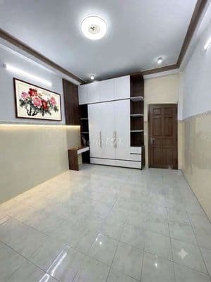 Quá Rẻ 6ty8 Xe Hơi 16 Chỗ.- 3 Tầng BTCT