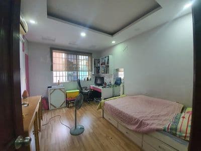 Chung cư Screc - Nhiêu Lộc căn 2p ngủ, rộng 73m2 giá 12,5tr/tháng.