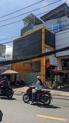 Cho thuê tòa nhà mặt tiền lê văn việt