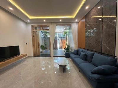 Cho thuê nhà đẹp 3 tầng 3 PN mới xây đường Phước Trường khu Biển 35Tr