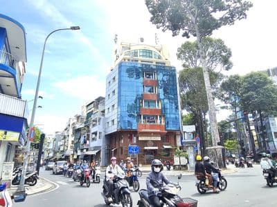 Góc Ngã 5 180 Sư Vạn Hạnh Ngang 20m 400m2 Lề Siêu Rộng
