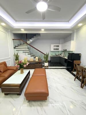 Cho thuê nhà nguyên căn xuân đỉnh. vào ở ngay