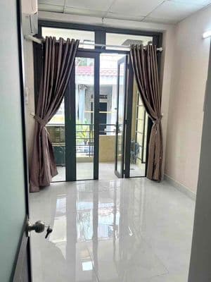 hẻm lớn 136 Vạn Kiếp 2 lầu 2pn giá chỉ 12 triệu