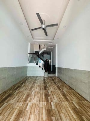 Ngộp ! Nhà 60m2 Hẻm XH Sát Bến Xe Miền Đông mới