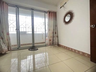 Chung cư Đặng Văn Ngữ 83m2, 2p ngủ, không nội thất, giá 11,5tr/tháng