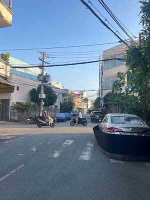 hẻm 7m sau lưng richstar Hoà Bình q.Tân Phú 4*13