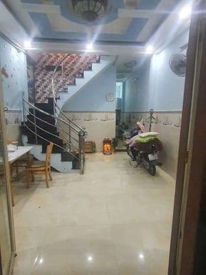 Cho Thuê Nhà nguyên căn hẻm ba gác gần nhà thờ Chợ Cầu