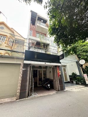 Nhà 4 tầng (4x18m) nhánh Xuân Thủy - khu nước ngoài tấp nập. Giá 45tr