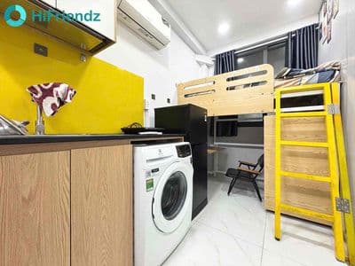 Phòng có gác giá rẻ, 4phút tới UEH, Kế Quận 3 Quận 5