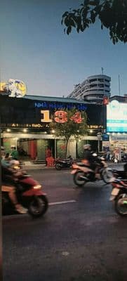 ÀNhà mt Trần hưng đạo Q5, TPHCM, DT:5×19 ngay ngã 4 THĐ và NTPhương