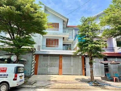 Cho thuê Biệt Thự MT Gần EON Tén Lửa. BTân