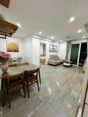 Cho thuê căn hộ 2 ngủ Seasons Avenue Mỗ Lao
