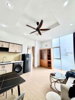 11 triệu sở hữu 1pn ban công đẹp – máy giặt riêng – trống sẵn