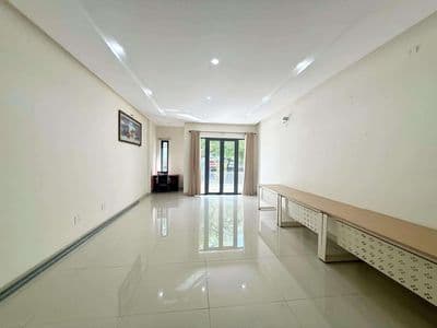 Cho thuê nhà 3 tầng: nguyễn phước lan - 5 phòng - 6wc