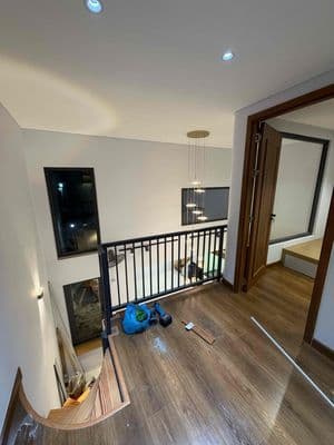 nhà mới xây nội thất cao cấp gần cau bình triệu