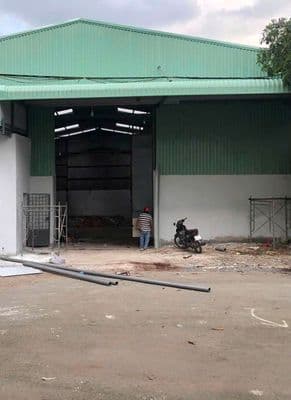 2 kho xưởng cho thuê- dt 420m2-gần ngã tư ga- gần ql1a- quận 12