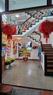 NHÀ 3 TẦNG KIỆT: NGUYỄN HOÀNG - 3 phòng ngủ -3wc - đủ nội thất