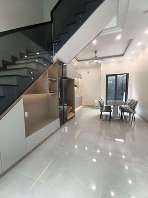 NHÀ MỚI HIỆN ĐẠI 3 TẦNG - 4,3 X 13,4- gần Vinhome, khu ẩm thực