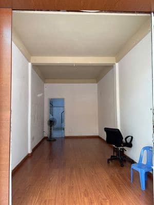 Cho thuê nhà mặt tiền 3 tầng – trần minh quyền quận 10 – giá 18tr/th