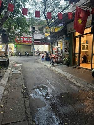 Bán gấp căn hộ TT Nghĩa Tân, Cầu Giấy, siêu đẹp, 101m2, 10.2 tỷ