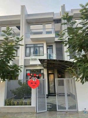 Bán nhà khu nhà ở TMDV Phú Mỹ, đường Hùng Vương, TP Mới