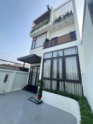 Nhà 1 Trệt 1 Lầu Sân Thượng Chánh Nghĩa, Thủ Dầu Một, Bình Dương