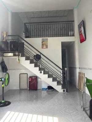 Bán nhà sổ riêng Tân Hạnh, 2 tỷ 1, có gác
