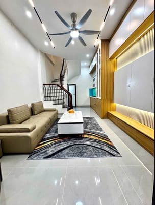 Nhà 5 tầng, Lô góc, Nguyễn An Ninh, 5 tỷ+