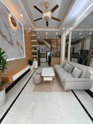 Nhà Vĩnh Hưng, Mặt Ngõ Kinh Doanh, Oto Đỗ Cửa