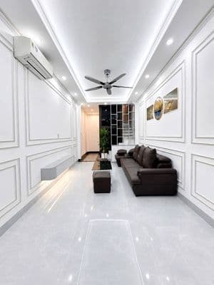Nhà Tạ Quang Bửu, Hai Bà Trưng, 5 tầng thang máy, 11 tỷ