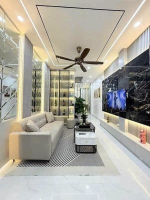 Nhà phố Minh Khai Lô góc Full nội thất, 40m², nhỉnh 9 tỷ