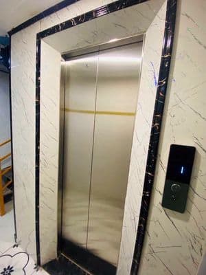 Nhà 7 tầng thang máy Hai Bà Trưng, 42m2, full nội thất, 10 tỷ