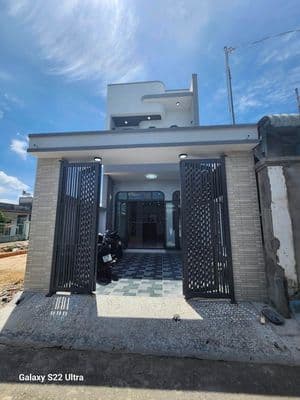 Nhà 1 trệt 1 lầu gần Phố Đi Bộ Bạch Đằng, Bình Dương