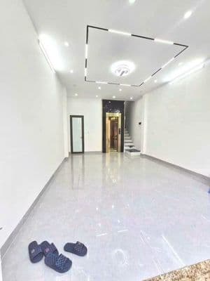 Cho thuê nhà mặt phố Phan Đình Giót, La Khê, 38m, 5 tầng