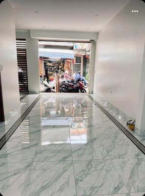 Cho thuê nhà 50m2 x 6 tầng, Ngõ 88 Trần Quý Cáp, Đống Đa