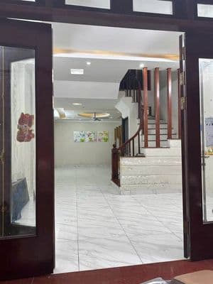 Cho thuê nhà ngõ 162 Khương Đình, Thanh Xuân, 50m2 x 4 tầng