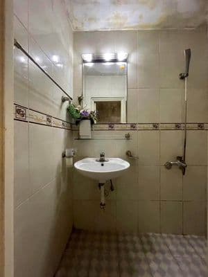 Cho thuê nhà ngõ 173 Tam Trinh, 33m2 x 5 tầng, 3PN