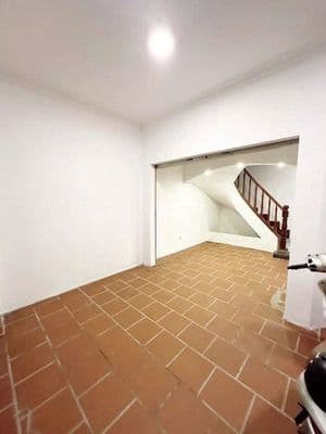 Cho thuê nhà 65m2 x 4 tầng, Ngõ 46 Hoa Bằng, Cầu Giấy