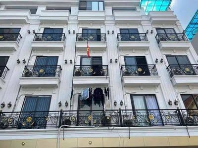 Nhà 5 tầng mới đẹp, Hoàng Mai, sát mặt phố, gần 7 tỷ