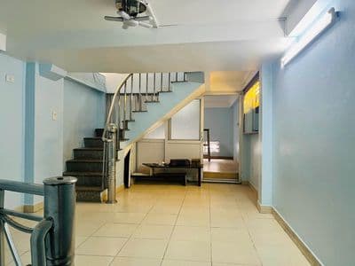 Cho thuê nhà 3 tầng ngõ 371 Đại Mỗ, ô tô đi qua