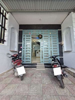 Cho thuê nhà mặt tiền đường