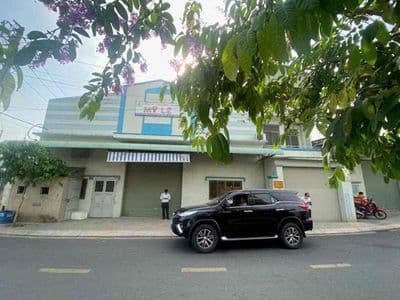 Cho Thuê Xưởng Khuôn Viên 500M, Tiền Lân Bà Điểm