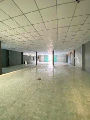 cho thuê kho xưởng 350m2 đường lớn