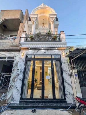 Nhà đẹp đầy đủ nội thất đường nguyễn văn cừ, gần kdc đại ngân