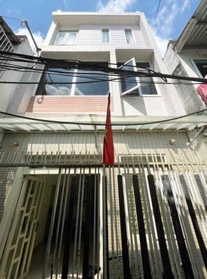 Bán nhà 4 tầng, ngang 5m Nguyễn Thị Tần P2. Q8