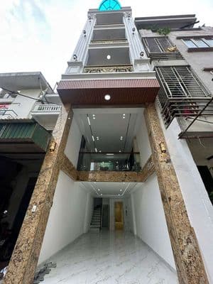 Bán nhà giải phóng – 7 tầng thang máy – ôtô vào nhà - kinh doanh