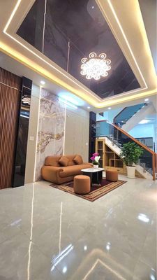 Nhỉnh 5 tỷ nhà mới đẹp lung linh 2 tầng lê văn quới 4x12m hẻm xe hơi