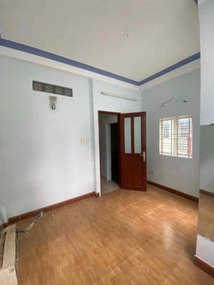 Cho thuê nguyên căn hẻm 87 Trần Phú P4 Q5