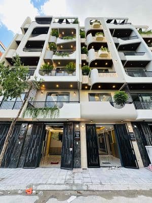nhà vị trí đẹp 4 x 22 có thang máy, phòng ngủ master cao cấp